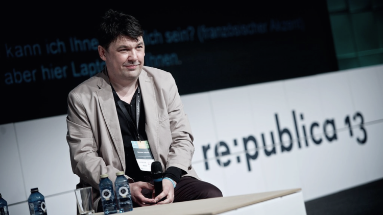 FSU supporting group including Father Ted writer Graham Linehan to take legal action against Belfast pub in ‘gender critical’ free speech row