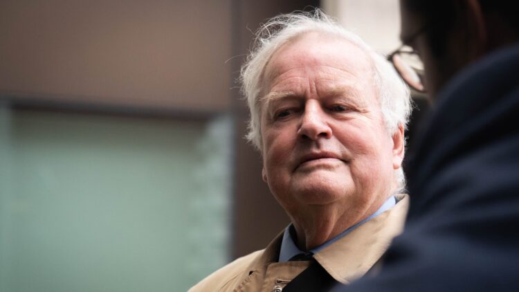 Former Tory MP Bob Stewart has racial abuse conviction quashed