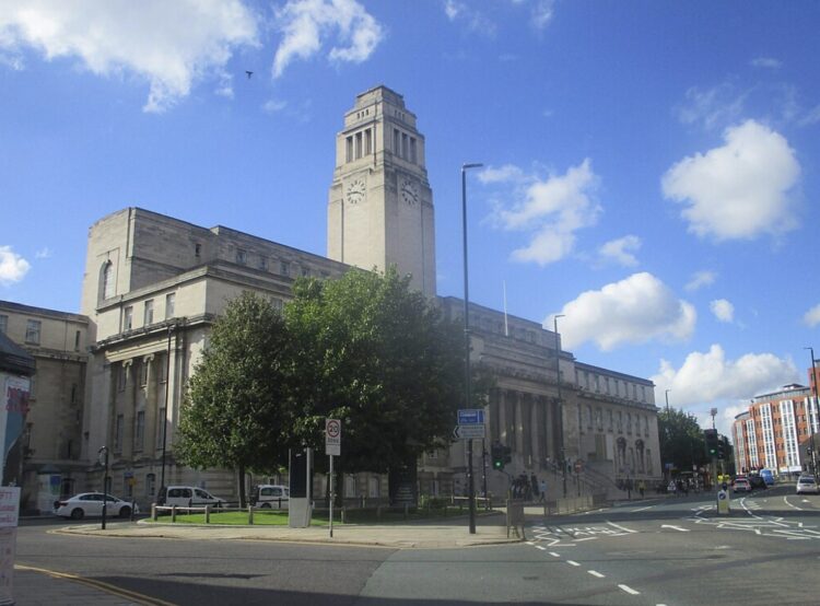 Leeds bans “unfairly disparaging” social media posts